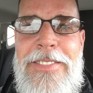 Meet your Posher, Tom